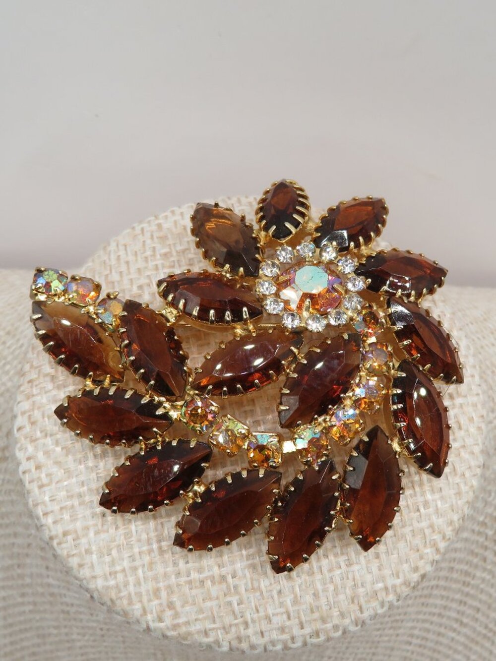 Vintage Topaz Rootbeer AB Rinestone Floral Brooch